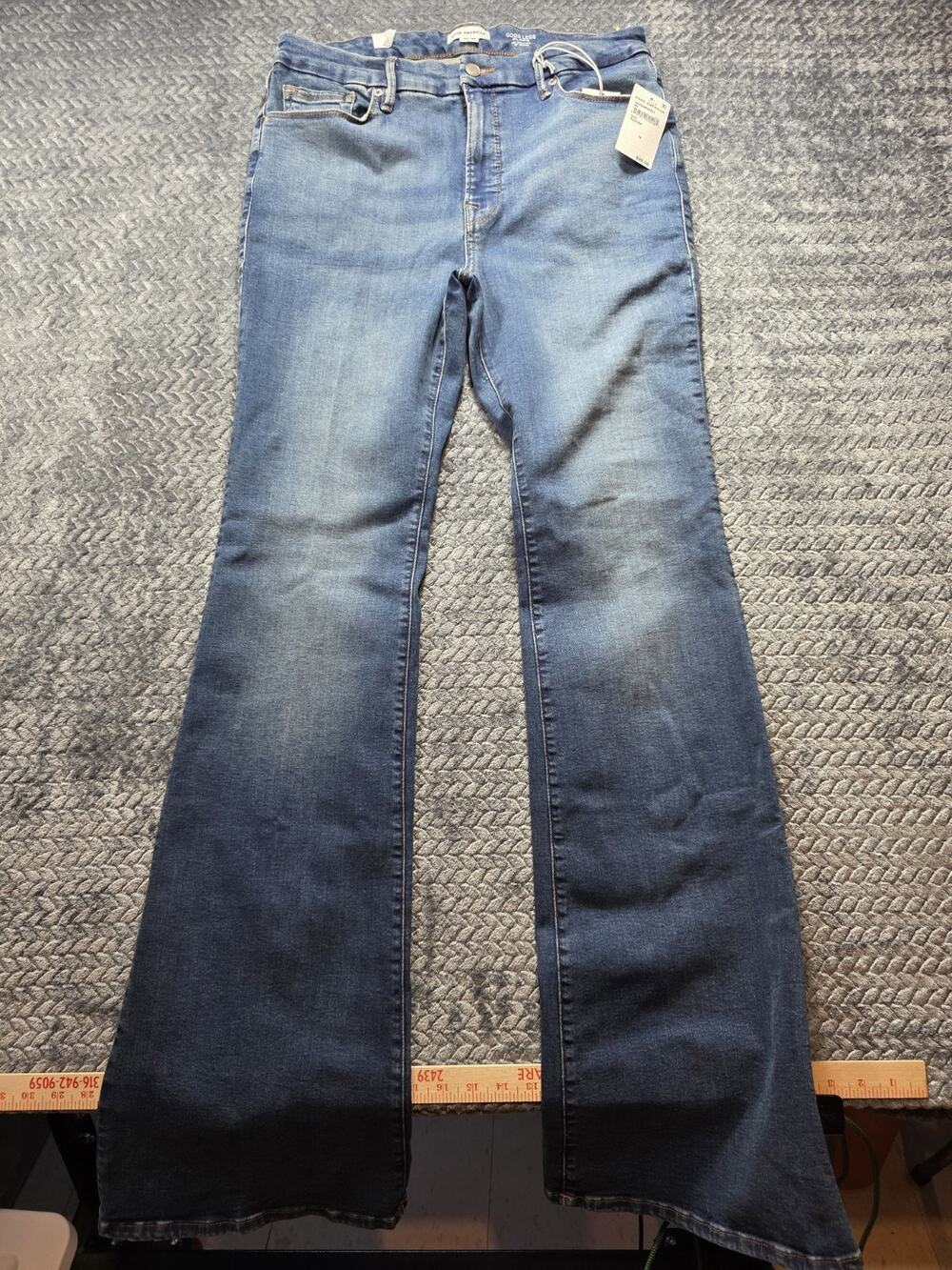 Good American Women's Good Legs Flare NWT Jeans Denim 5-Pocket 14/32 36" inseam